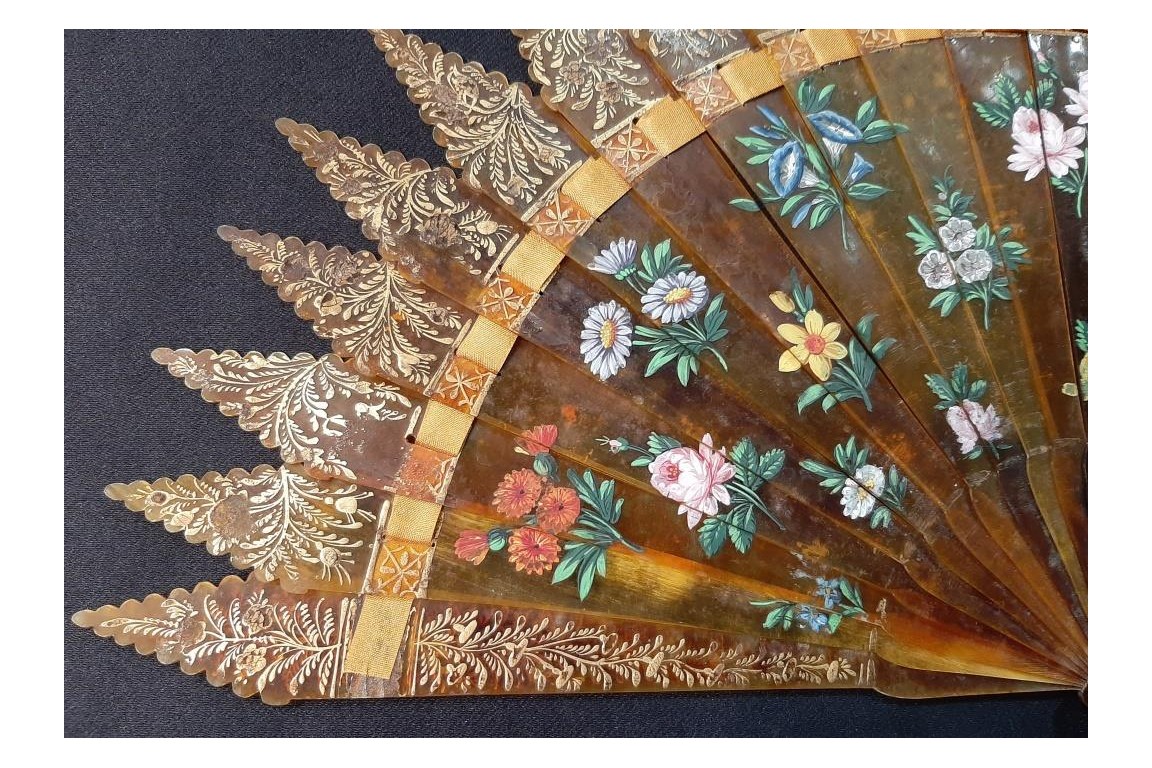 Flowery gothic, fan circa 1830