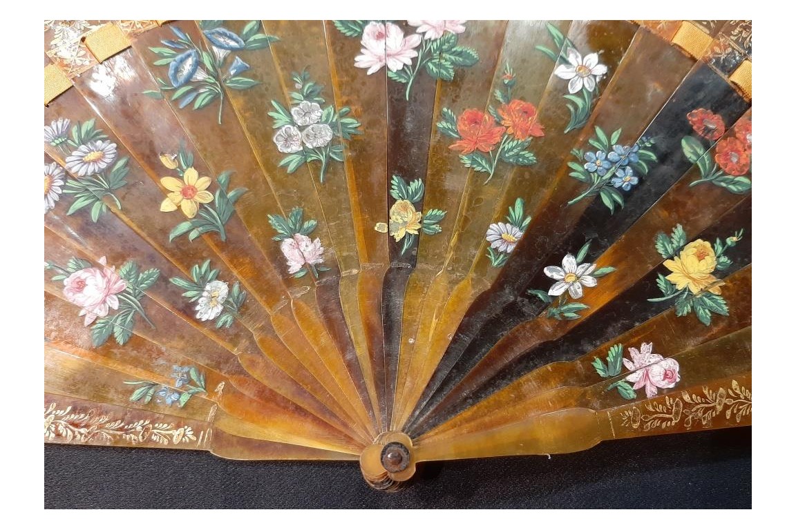 Flowery gothic, fan circa 1830