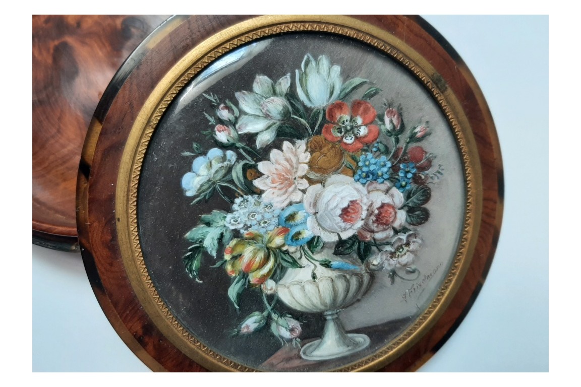 Flowers, 19th snuffbox