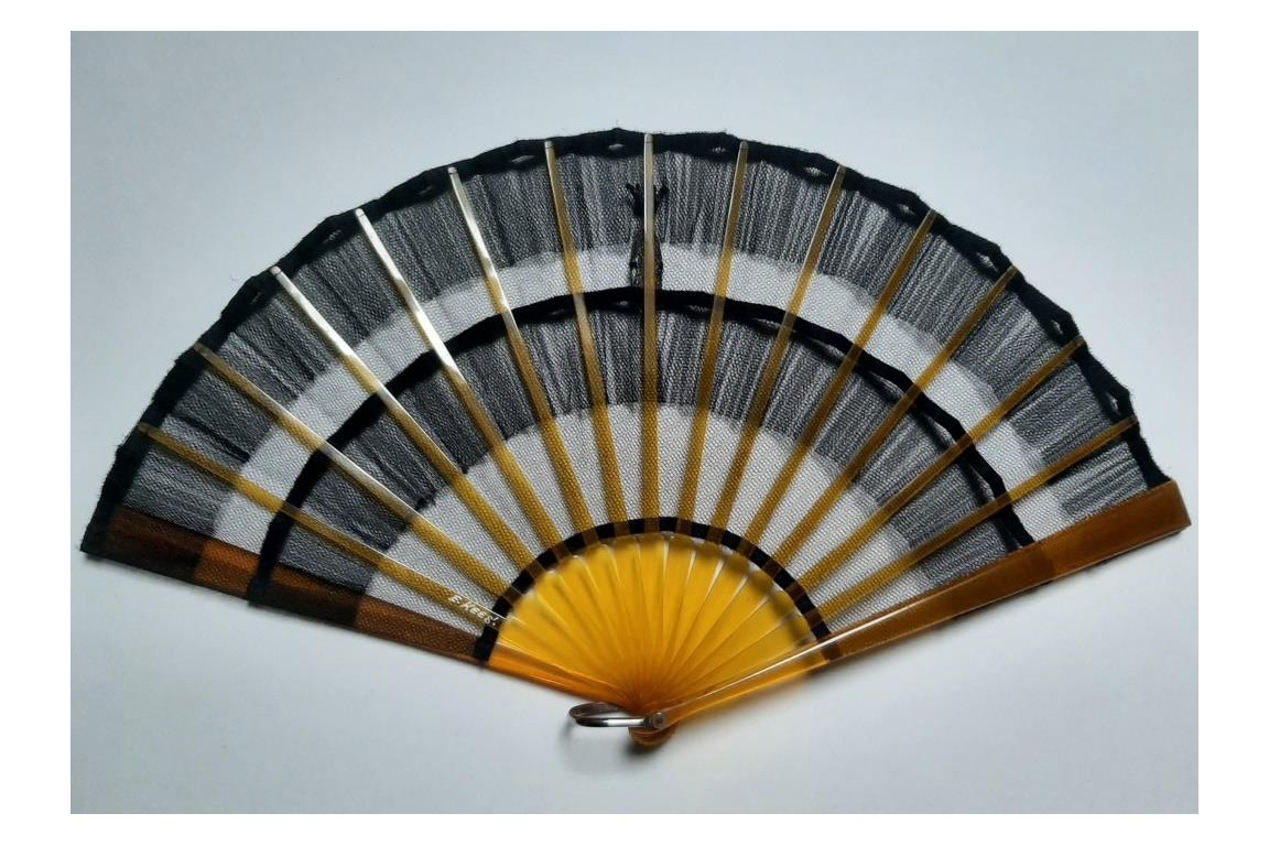 Frou-frou or trompe-l'oeil of triple cabriolet, fan circa 1920-30