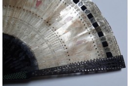 Horn and wood Chinoiseries, fan circa 1830