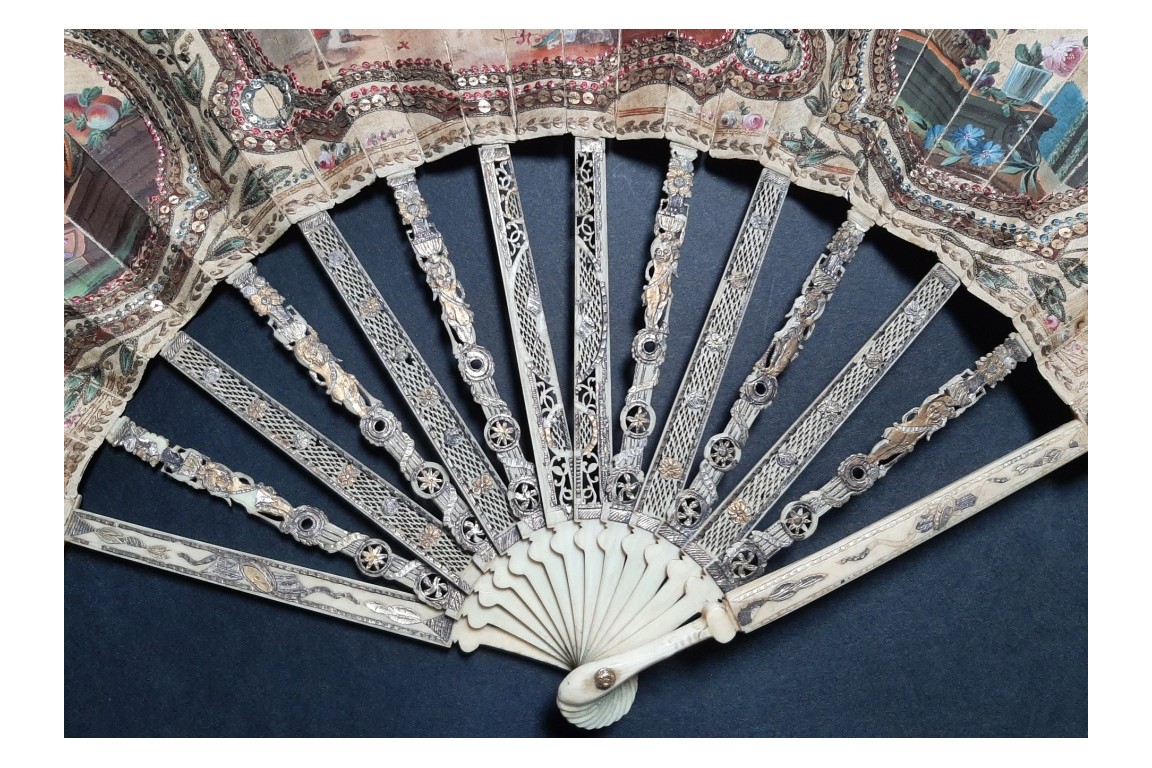 The colors of love in the 18th century, fan around 1775