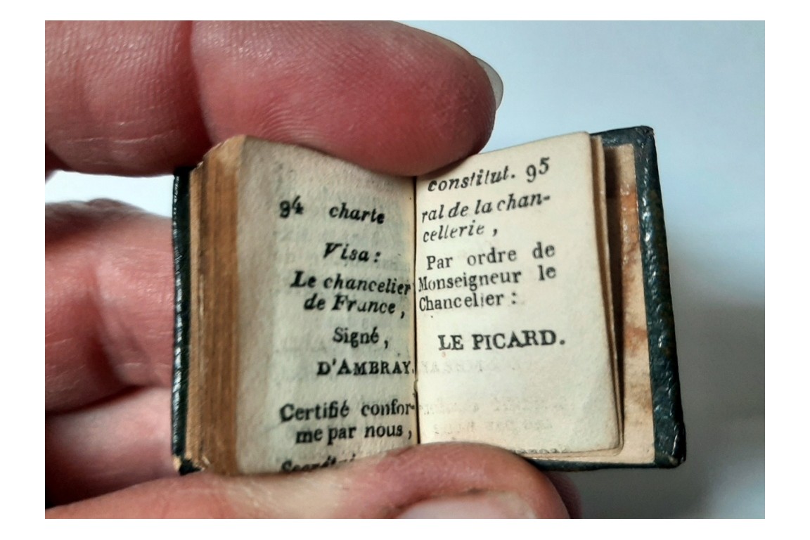 La Charte constitutionnelle, June, 4. 1814. Tiny book