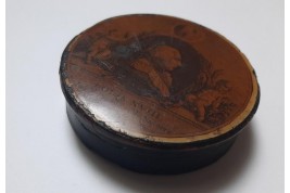 Louis XVIII, King of France and Navarre, snuffbox circa 1820-24