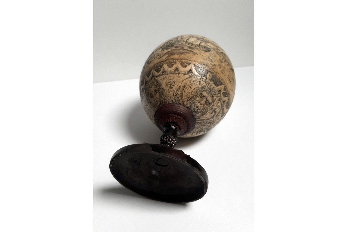 Whaling, ostrich egg, late 19th century ?