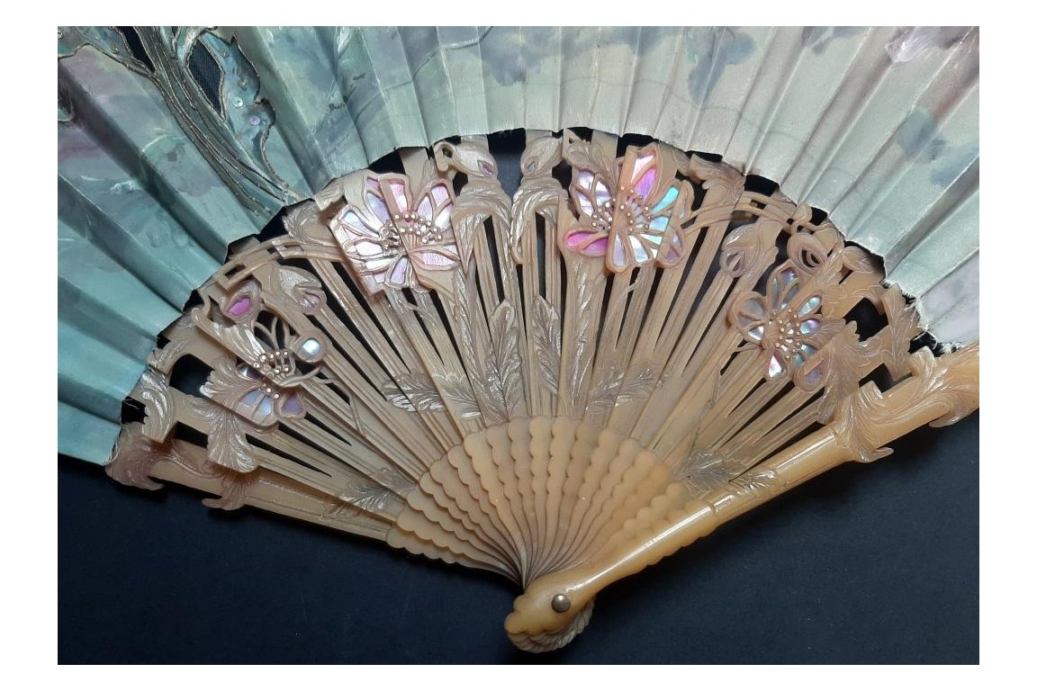 Poppies, Art Nouveau fan