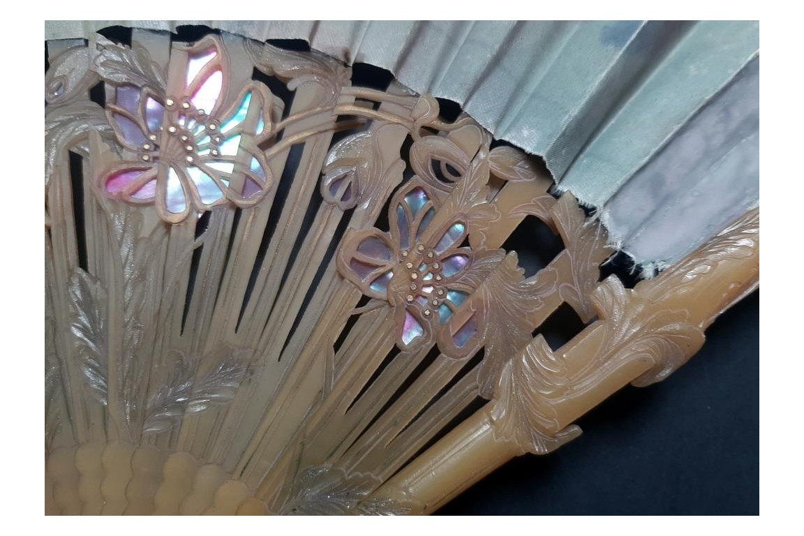 Poppies, Art Nouveau fan