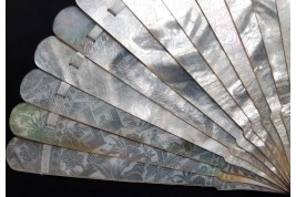 Chinese mother of pearl, 19th century fan