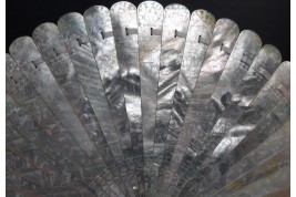 Chinese mother of pearl, 19th century fan