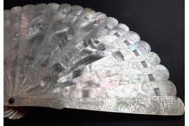 Chinese mother of pearl, 19th century fan