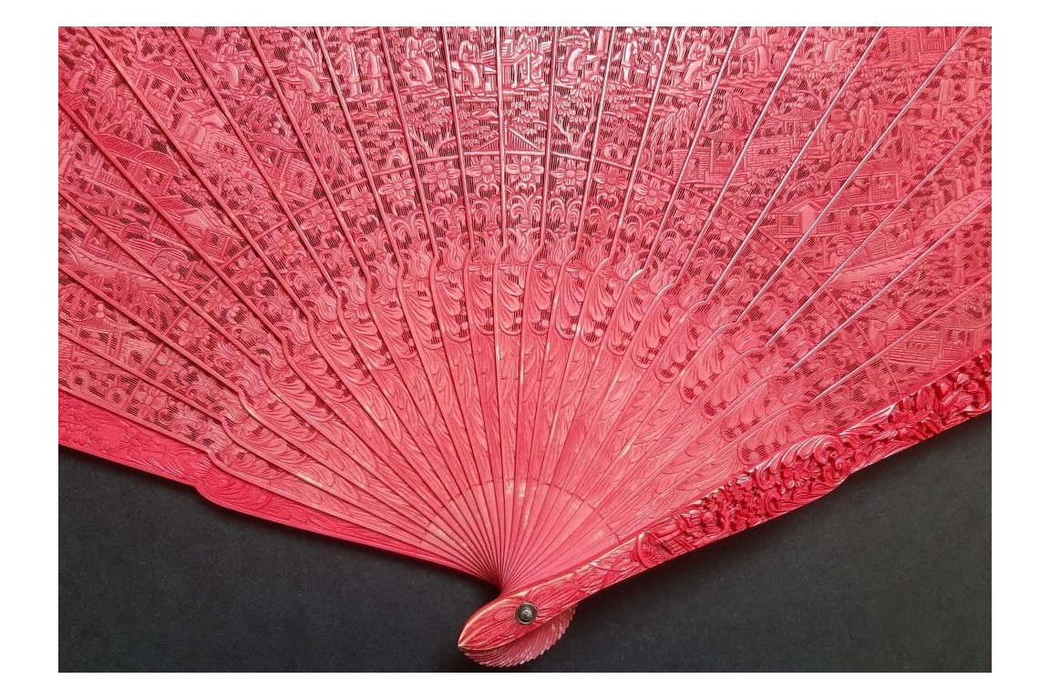 Chinese red, 19th century fan