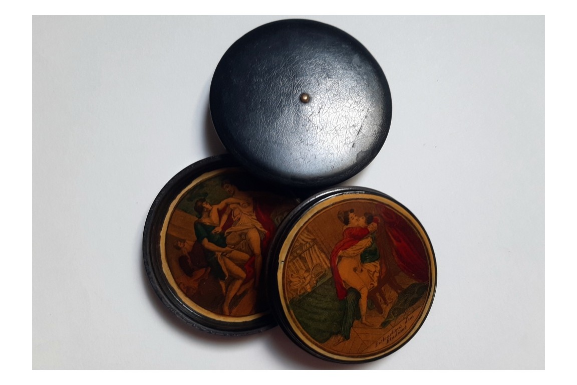 Curiosa, erotic snuffbox 19th century