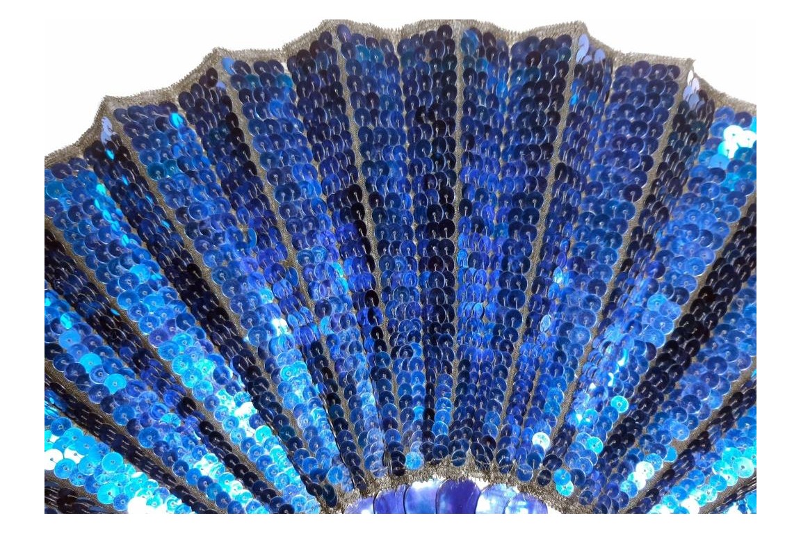 Blue magic, fan cica 1900