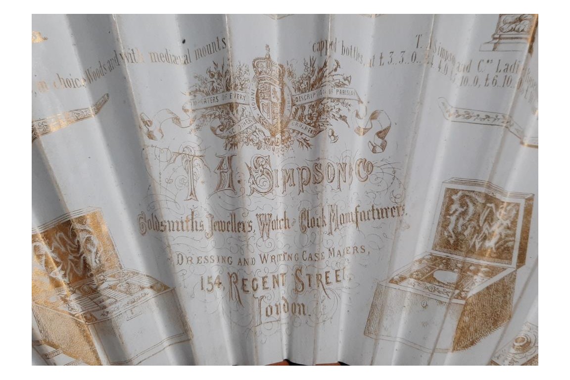 Les pendules de Simpson & Co, éventail publicitaire vers 1860-80