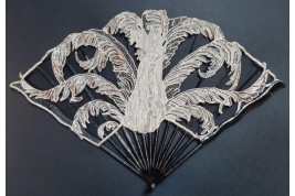 Roosters by Thomasse and Duvelleroy,  fans circa 1910