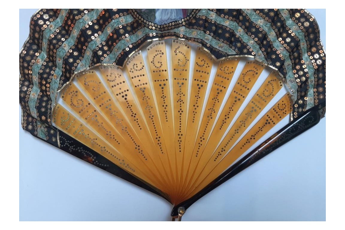 Beauty with flowers ,  fan circa 1900-1920