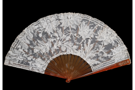 Delicate daisies, Art Nouveau fan