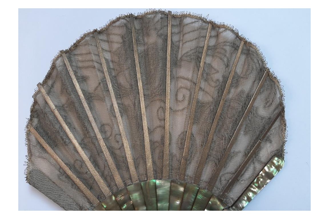 Small cardoons, Duvelleroy fan, circa 1900