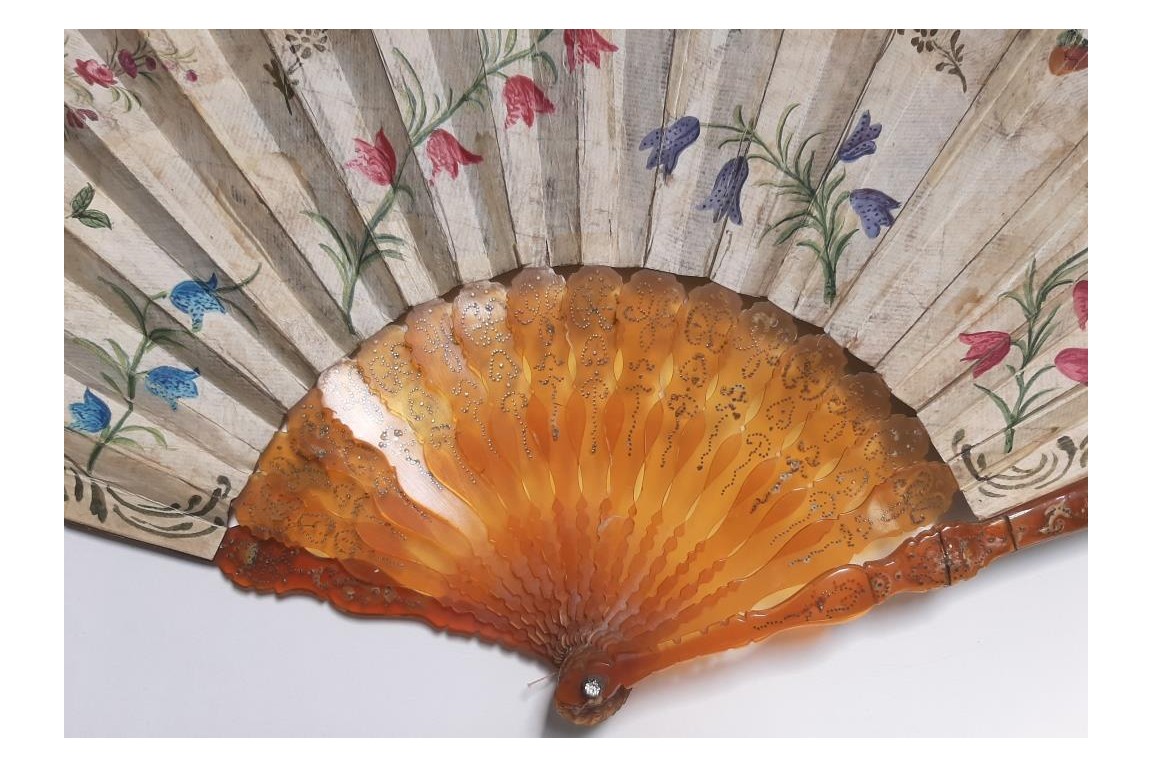 Love adorned with flowers, fan circa 1700-1720