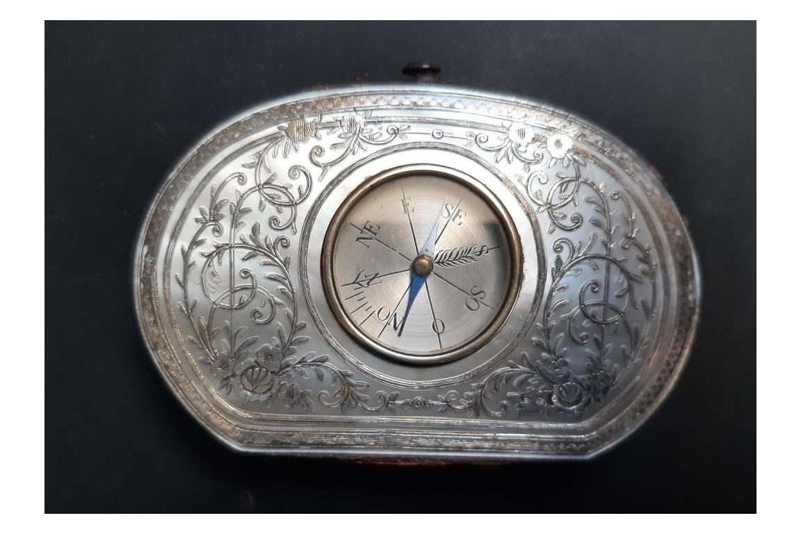 Compass. Purse, 19th century