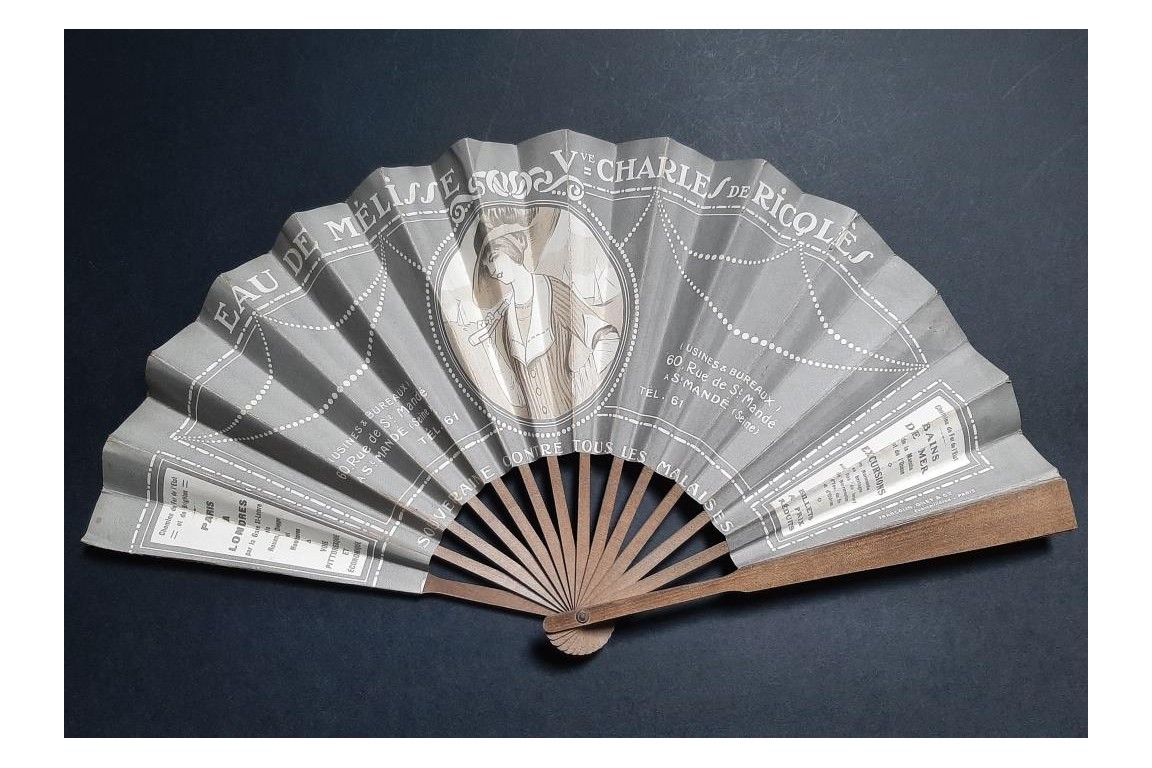 On the train to Normandy. Fan by Dorival for the Chemins de fer de l'État. Circa 1911