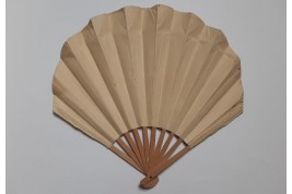 Automobile race, fan for Romano's circa 1910