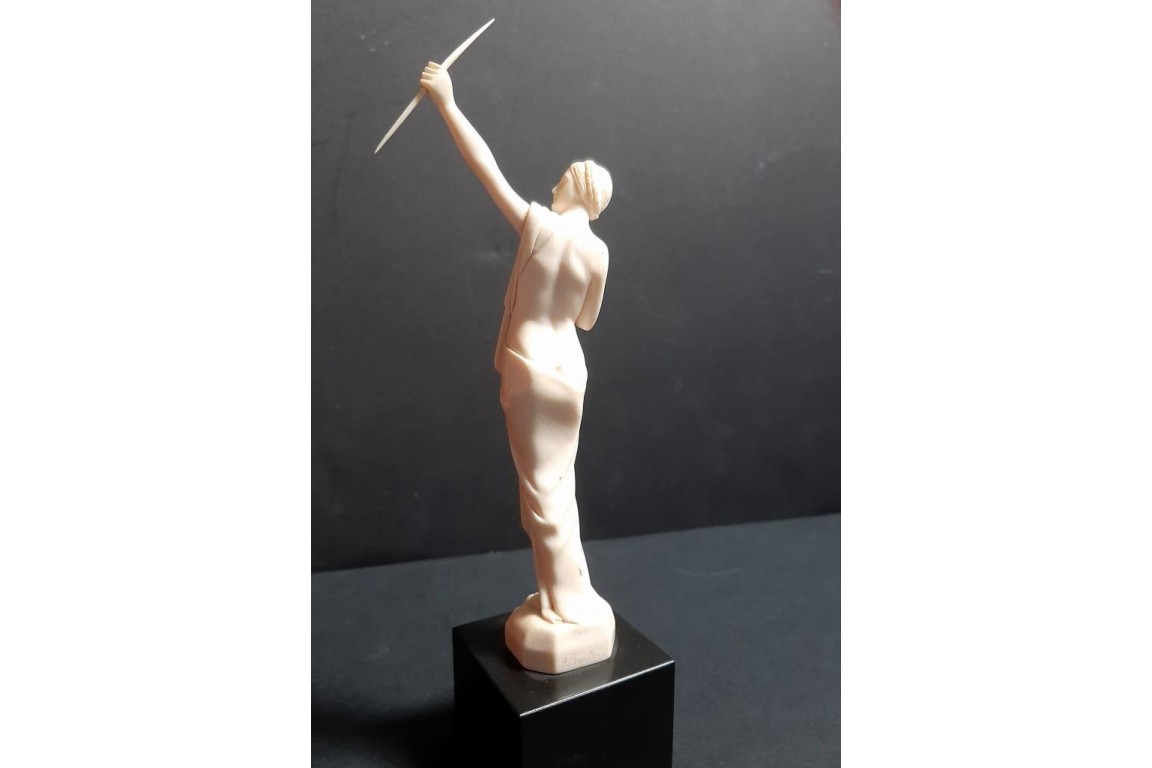 Tir à l'arc. Statuette d'Armand Boulard, vers 1930