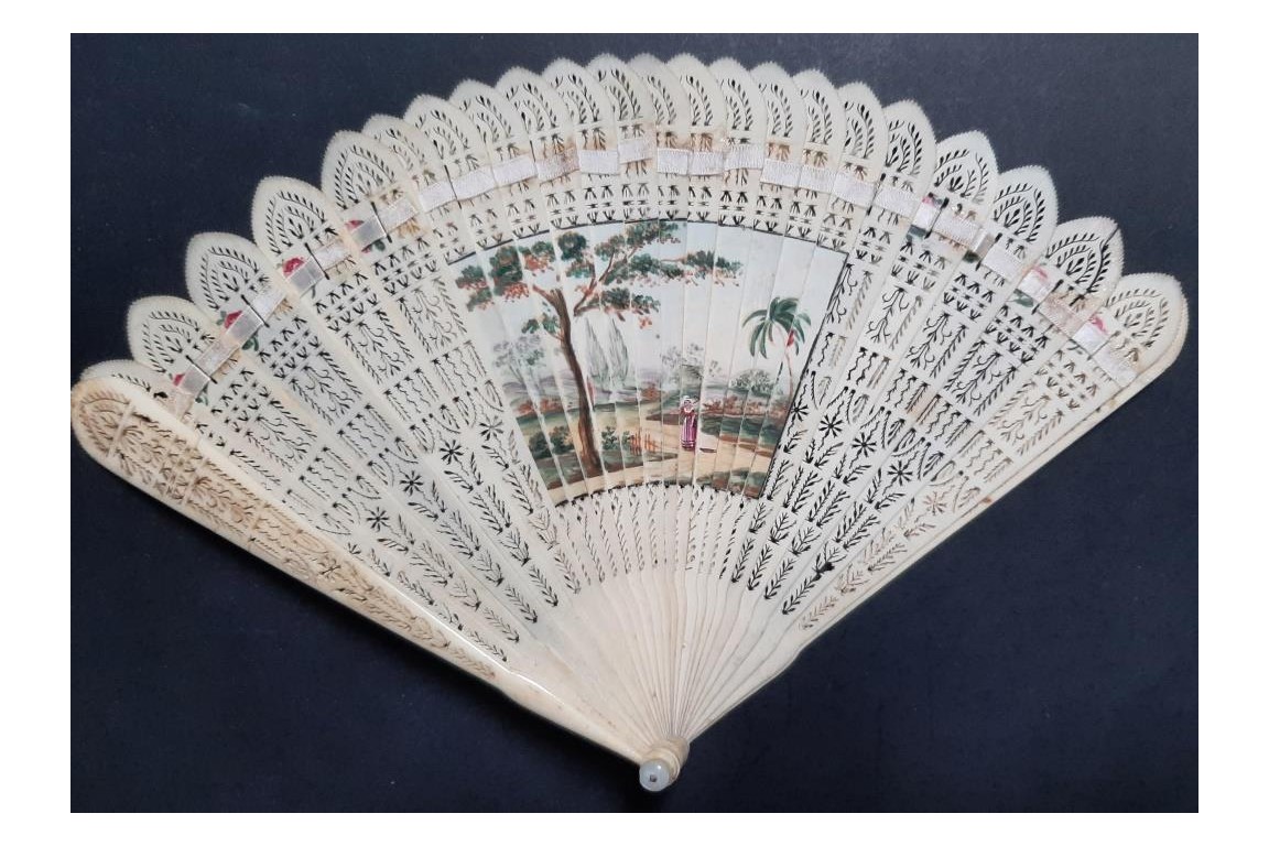 Fishing and walking. 4 images fan, circa 1820-30