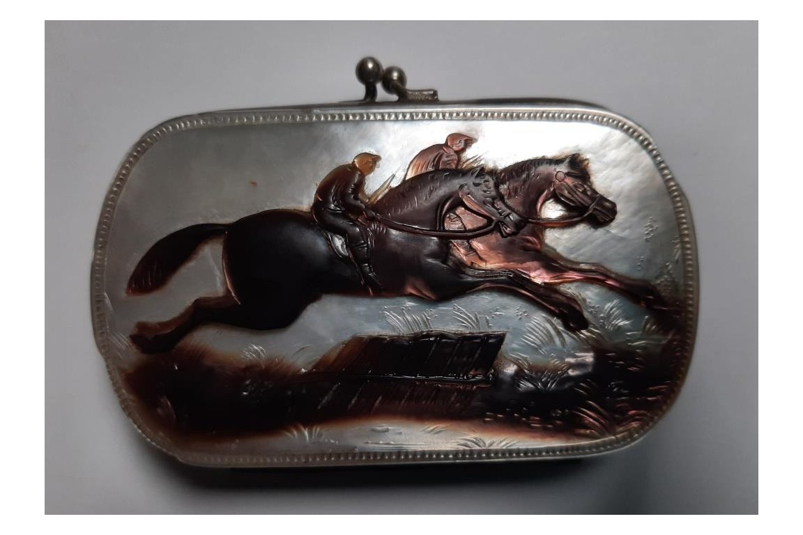 Horse race, late 19th century purse