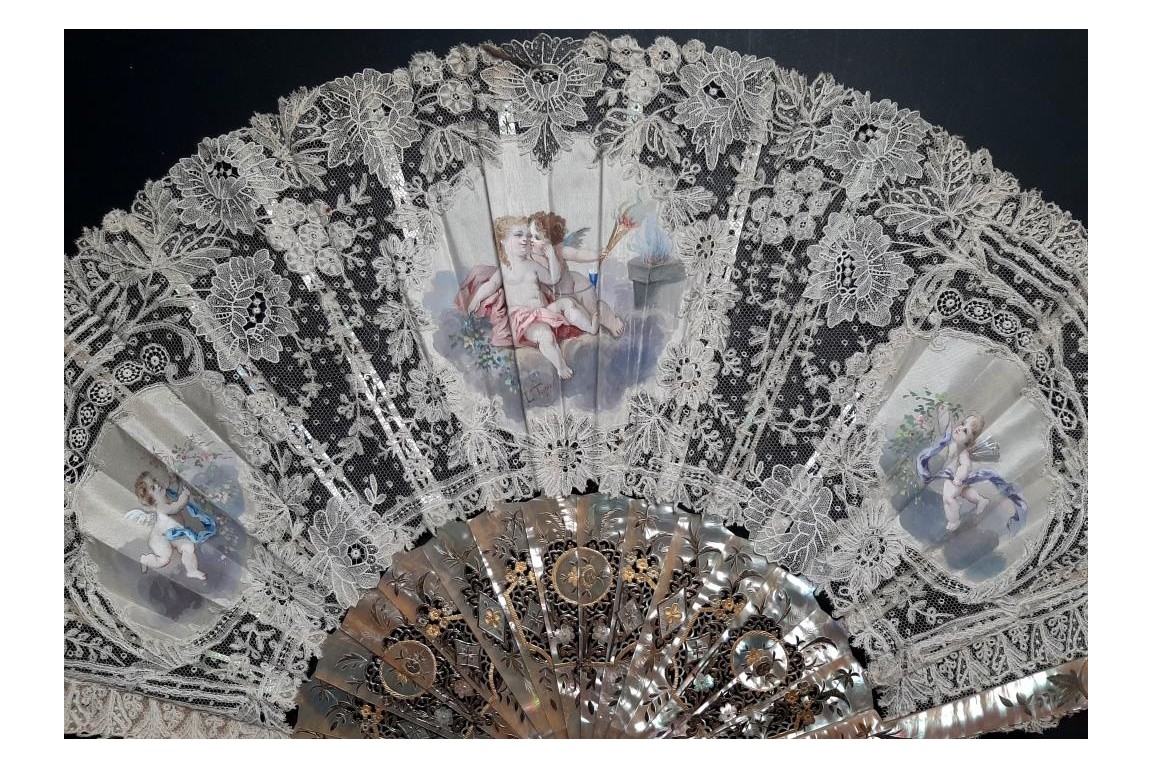 Cupid in love, late 19th-century fan