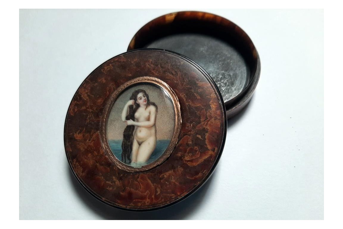 Sensual Venus, snuffbox after Titian, early 19th century