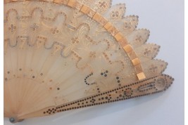 Secret mirror, fan circa 1830