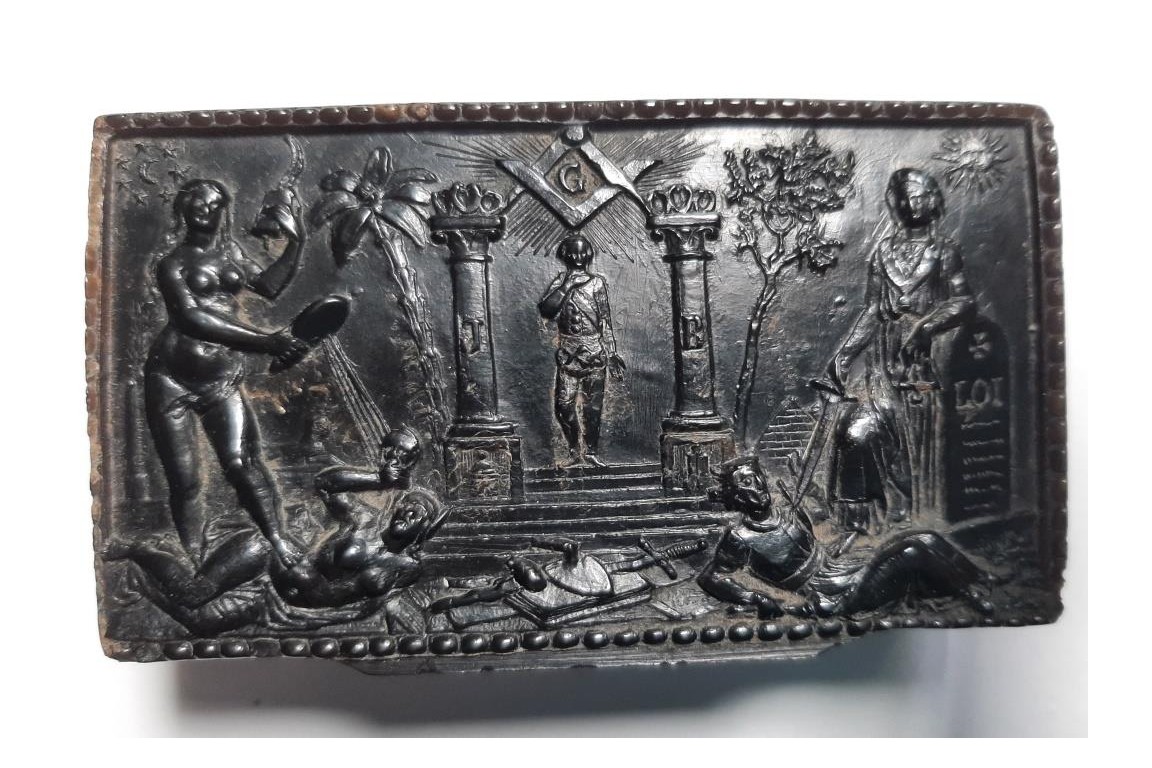 Truth and Law, Freemasonry snuffbox, 19th century