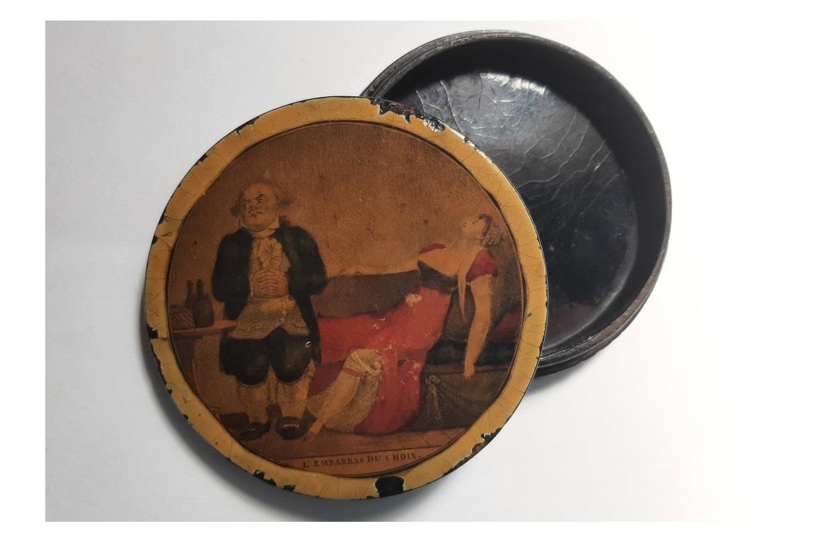 Seeing sex in the peep show, erotic snuffbox, 19th century