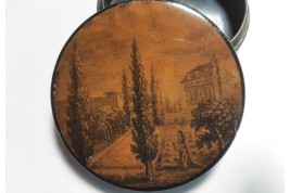 The royal family at the Temple prison, early 19th century snuffbox