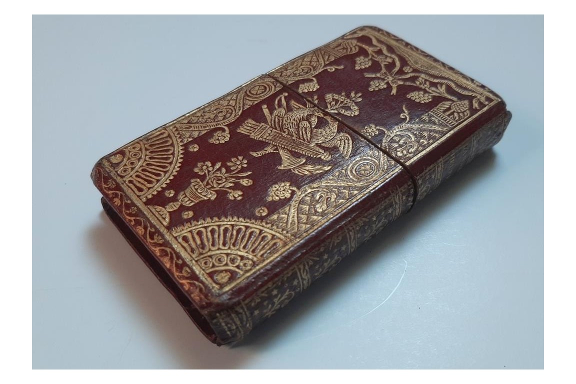 "Parfumed Book", scent necessary, 18th century