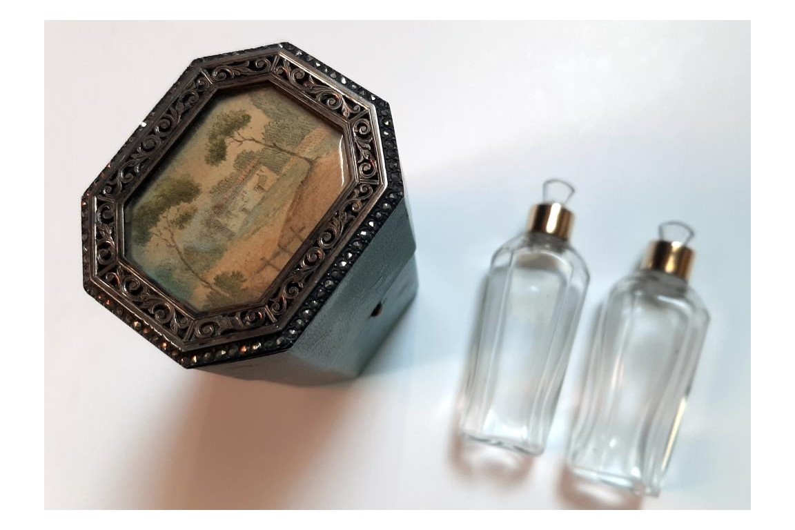 The scent of shagreen. Perfume set, early 19th century