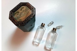 The scent of shagreen. Perfume set, early 19th century