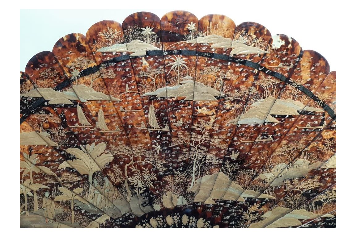 Japan, between sea and sky. 19th century fan