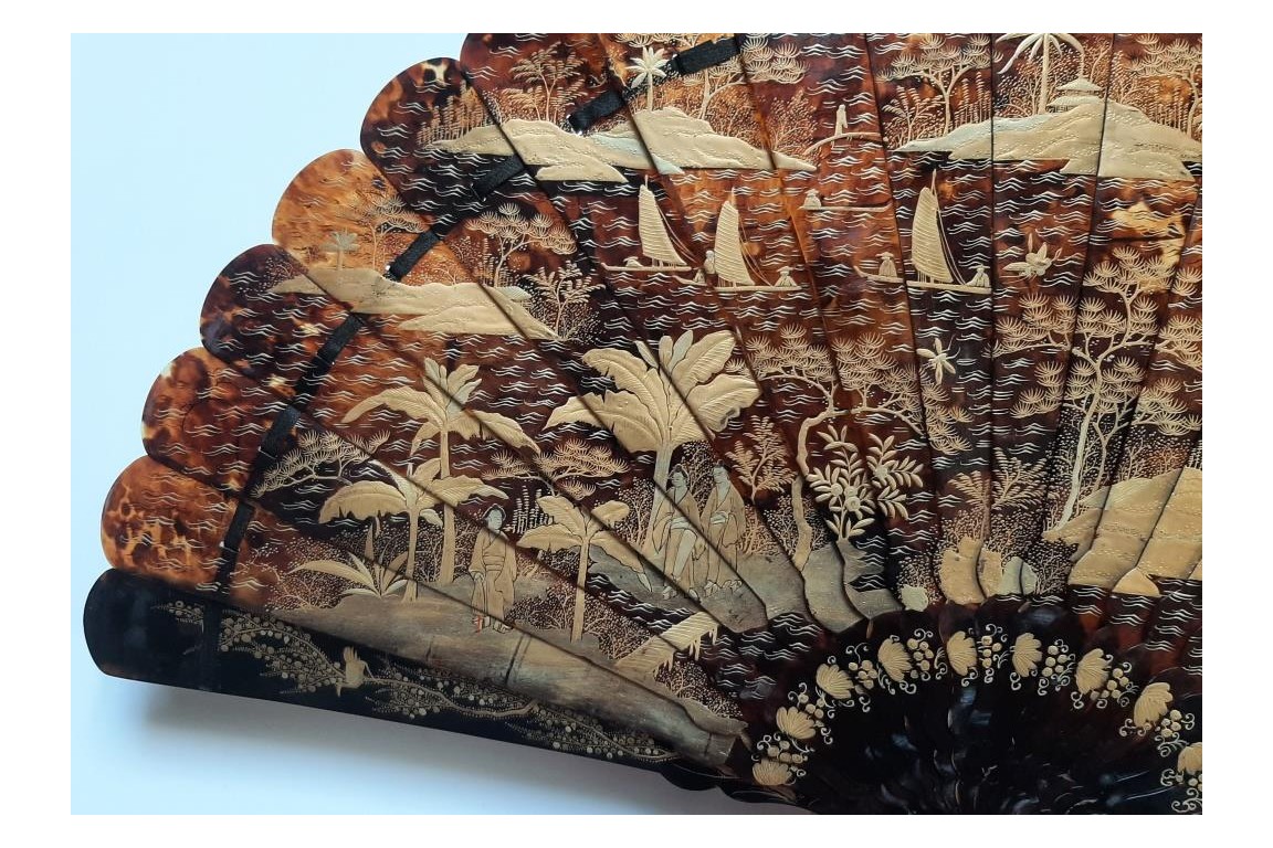 Japan, between sea and sky. 19th century fan