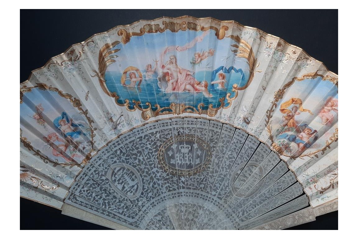 Venus of the Waters, fan by Dubois Davesnes circa 1850-60