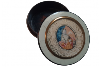 Saint, snuffbox in canivet 18th century