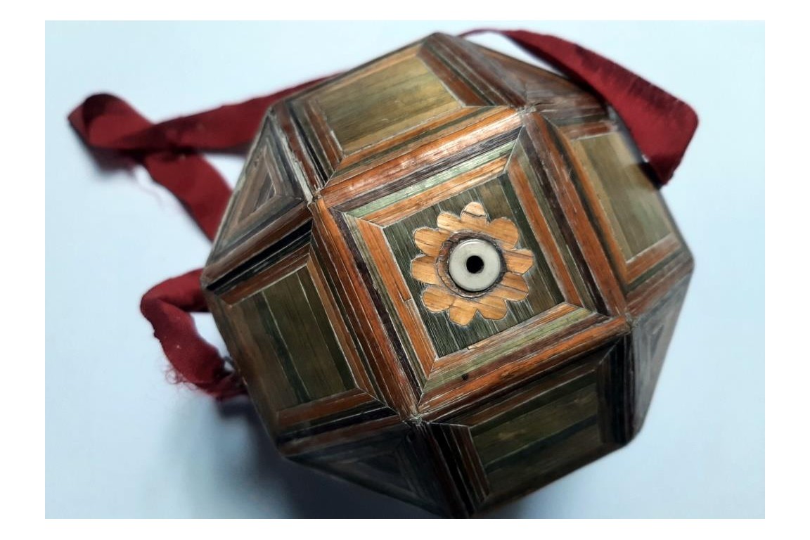 Geometry of straw : the rhombicuboctahedron. 19th century