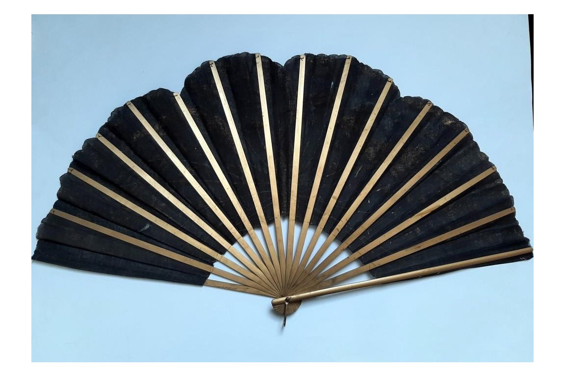 Gold butterfly, fan attributed to Ronot-Tuttin, circa 1905