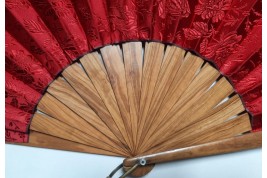 Red mosquito. Fashion fan, late 19th century