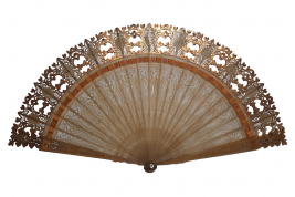 Horn. Fan circa 1835-40