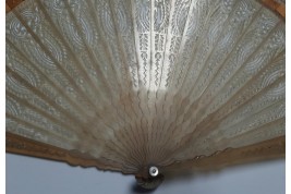 Horn. Fan circa 1835-40