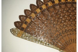 Speckled. Fan circa 1820