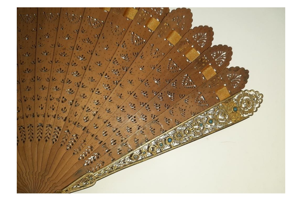 Speckled. Fan circa 1820