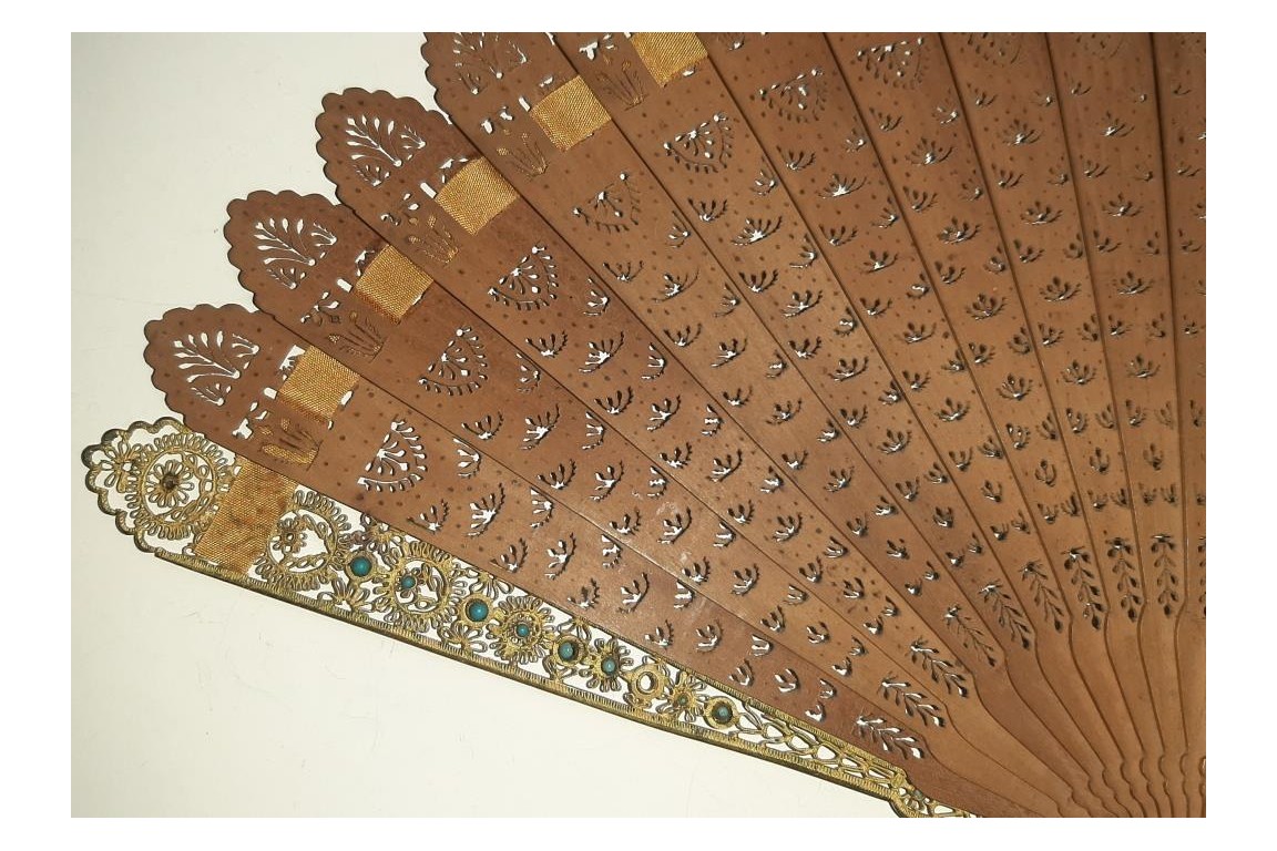 Speckled. Fan circa 1820